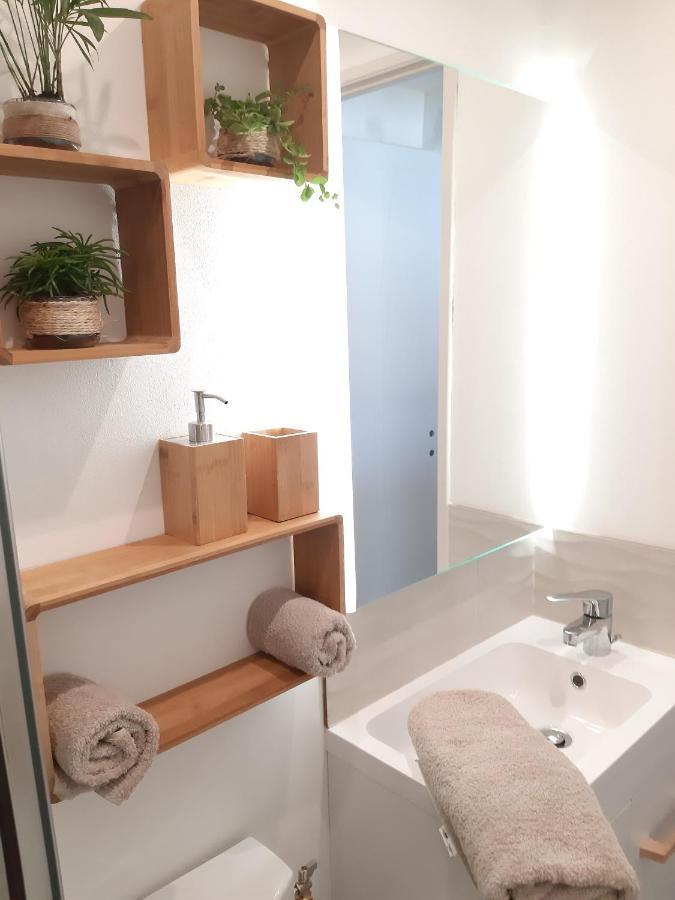 La Casita Serignanaise - Apt T2 - Clim - Jardin Bed and Breakfast Buitenkant foto