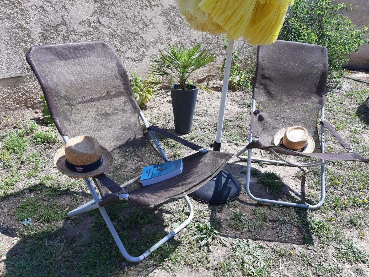 La Casita Serignanaise - Apt T2 - Clim - Jardin Bed and Breakfast Buitenkant foto